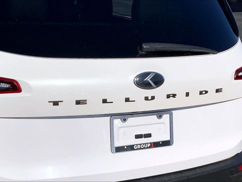 Used 2021 Kia Telluride SX w/ Towing Package FWD image 10