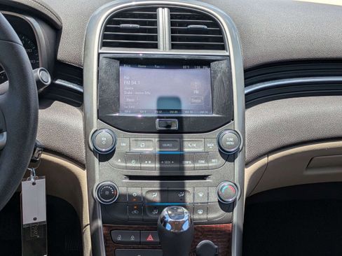Used 2013 Chevrolet Malibu LT w/ Power Convenience Package FWD image 17