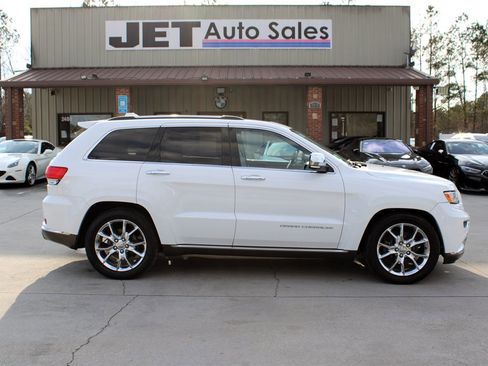 Used 2016 Jeep Grand Cherokee Summit image 8