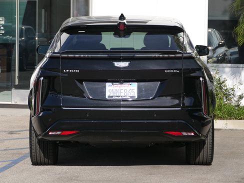 New 2026 Cadillac Lyriq Premium Luxury AWD/4WD image 4