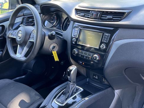 Used 2021 Nissan Rogue Sport S FWD image 11