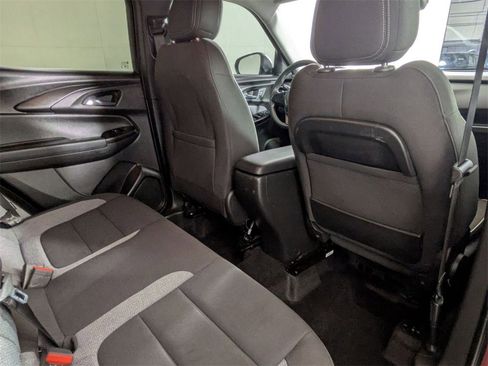Used 2023 Chevrolet TrailBlazer LS w/ LPO, Blackout Package image 27