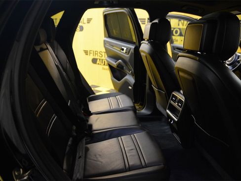 Used 2019 Porsche Cayenne image 34