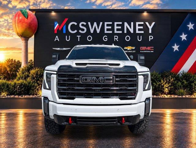 Used 2024 GMC Sierra 2500 AT4 w/ Technology Package AWD/4WD image 8