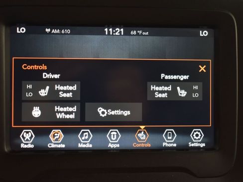 Used 2020 Jeep Renegade Limited w/ Trailer Tow Group image 22