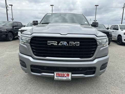 Used 2025 RAM 1500 Laramie w/ Sport Appearance Package AWD/4WD image 9