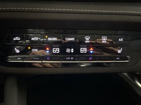 Used 2023 Buick Envision Preferred w/ Sport Touring Package image 46