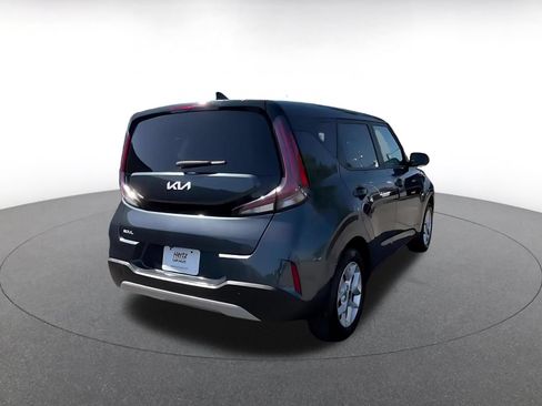Used 2025 Kia Soul LX w/ LX Technology Package FWD image 15
