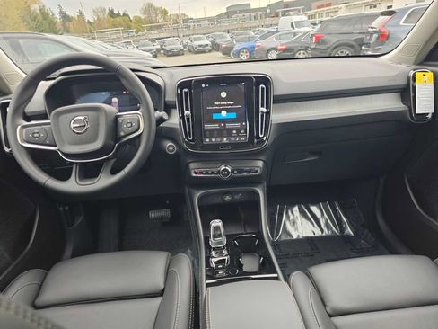 New 2026 Volvo XC40 B5 Plus w/ Protection Package Premier image 19