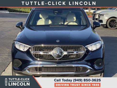 Used 2024 Mercedes-Benz GLC 300 4MATIC image 2