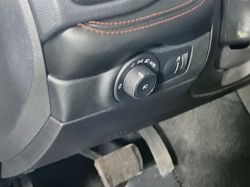 Used 2023 Dodge Durango GT AWD/4WD image 10