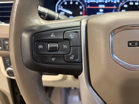 Used 2021 GMC Yukon Denali w/ Denali Ultimate Package AWD/4WD image 14