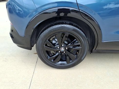 Used 2025 Buick Encore GX Sport Touring w/ Advanced Technology Package FWD image 9