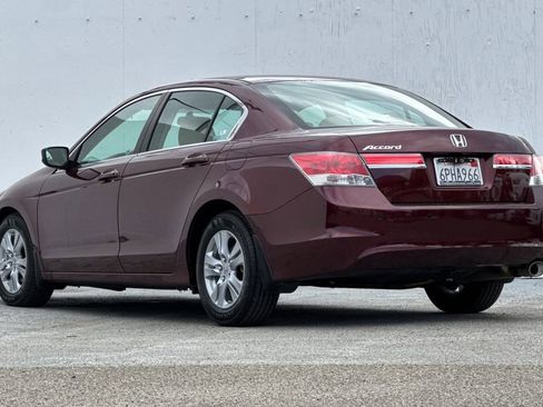Used 2011 Honda Accord LX-P image 5