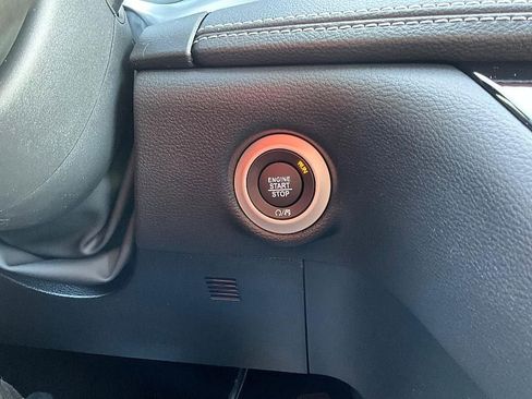 New 2026 Chrysler Pacifica Select FWD image 20