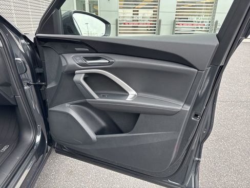 New 2025 Audi Q5 Prestige image 4