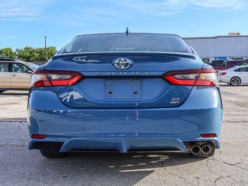 Used 2023 Toyota Camry SE AWD/4WD image 5