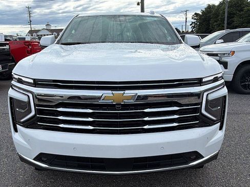 New 2026 Chevrolet Suburban LT w/ Comfort Package RWD image 2