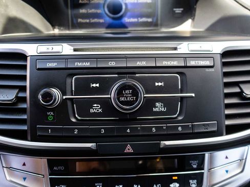 Used 2014 Honda Accord LX image 29