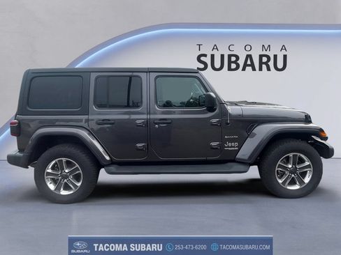 Used 2020 Jeep Wrangler Unlimited Sahara w/ Uconnect 4C Nav & Sound Group AWD/4WD image 6