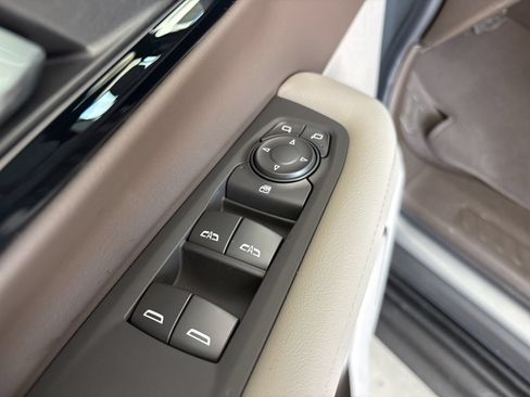 New 2026 Chevrolet Tahoe LS w/ LS Custom Edition AWD/4WD image 11