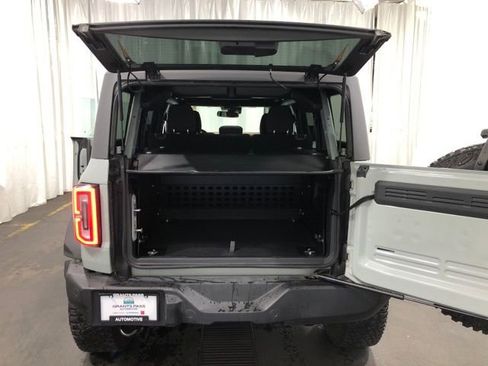 Used 2022 Ford Bronco Wildtrak image 10