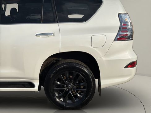 Used 2021 Lexus GX 460 Premium w/ Premium Package AWD/4WD image 24