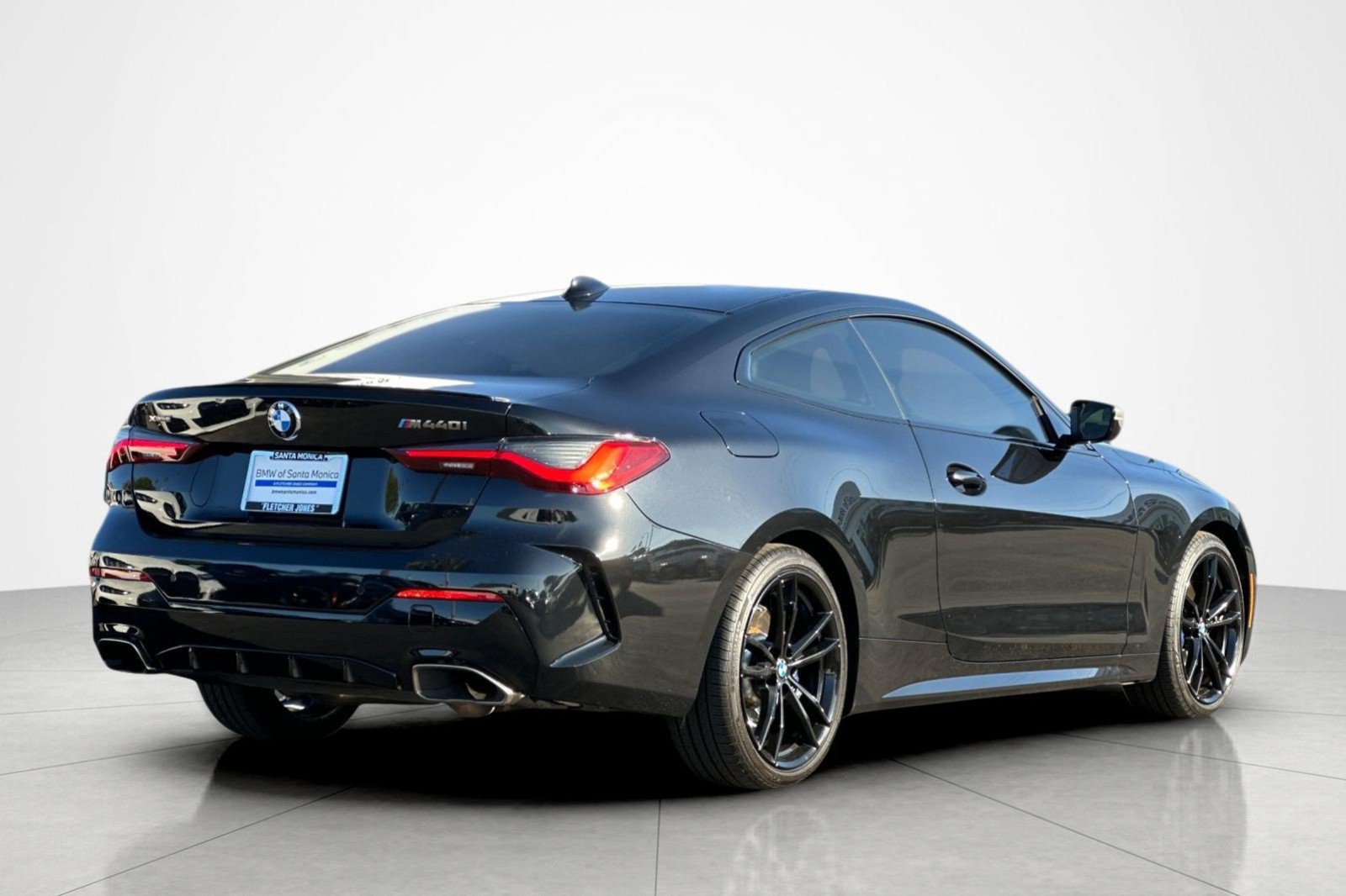 Used 2023 BMW 440i xDrive Coupe w/ Premium Package AWD/4WD image 5