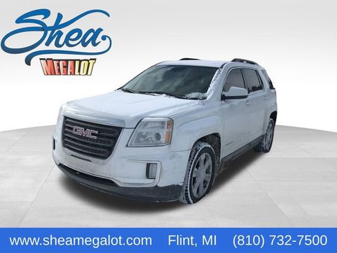 Used 2017 GMC Terrain SLE w/ Convenience Package image 1
