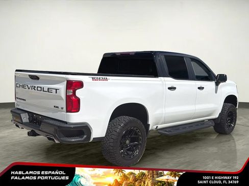 Used 2024 Chevrolet Silverado 1500 LT Trail Boss w/ LT Trail Boss Premium Package AWD/4WD image 7