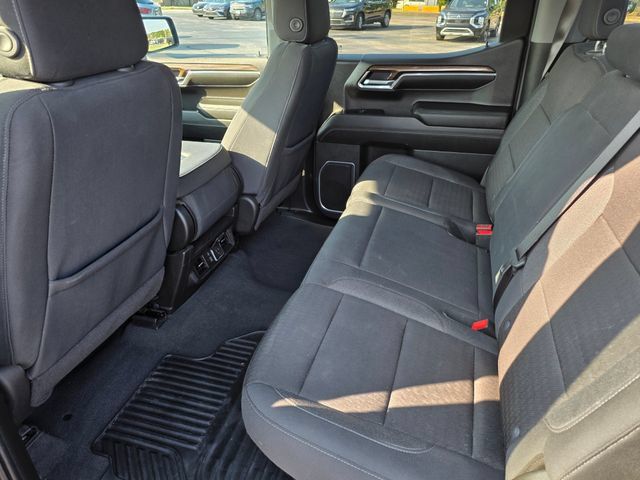 Used 2024 Chevrolet Silverado 1500 LT AWD/4WD image 31