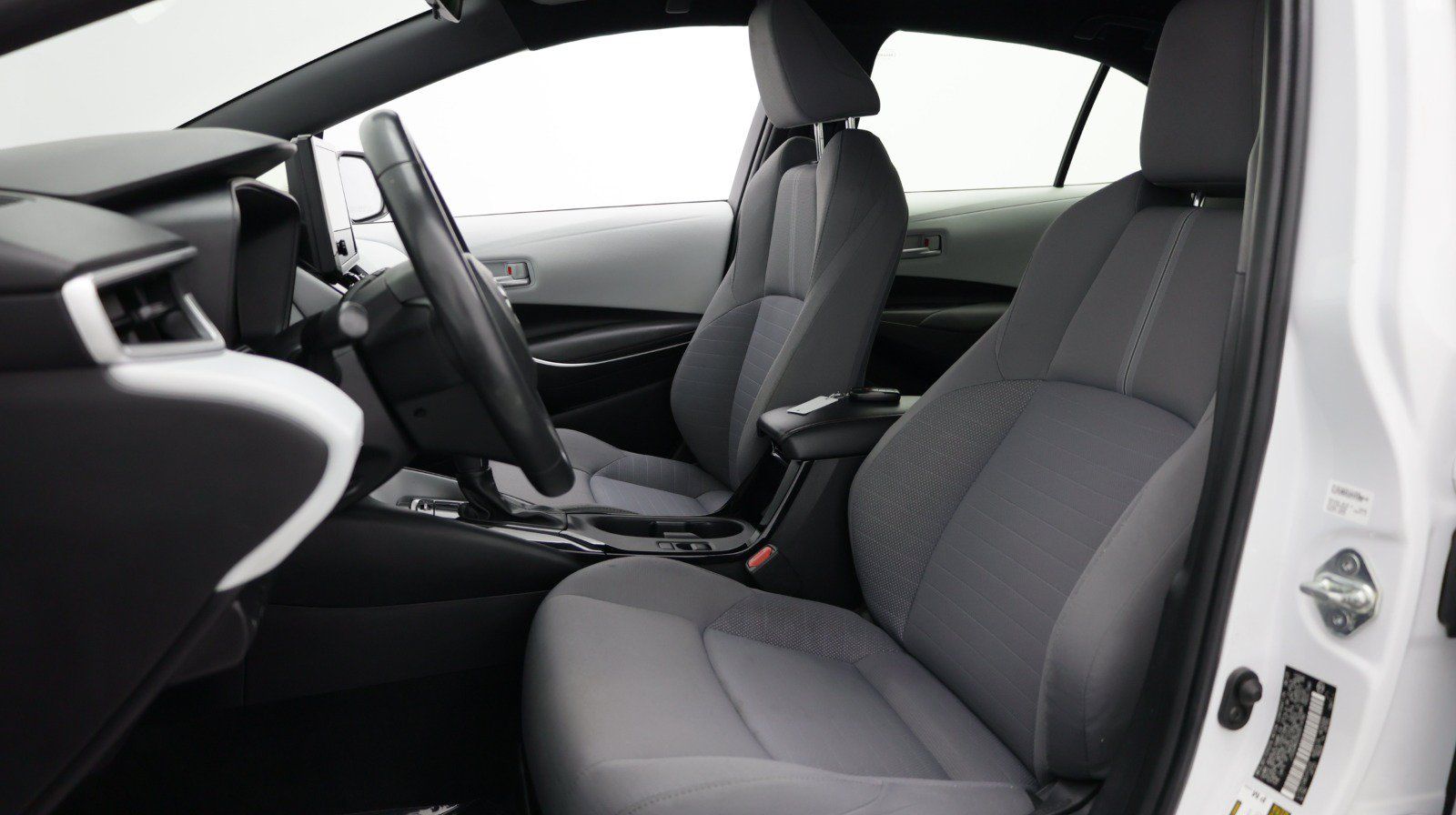 Used 2024 Toyota Corolla SE FWD image 12