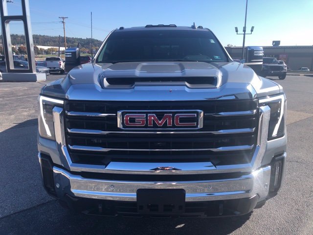 Used 2026 GMC Sierra 2500 SLT w/ SLT Premium Package AWD/4WD image 2