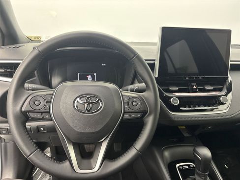 Used 2025 Toyota Corolla SE w/ SE Premium Package AWD/4WD image 22