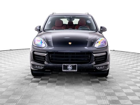 Used 2016 Porsche Cayenne GTS AWD/4WD image 9