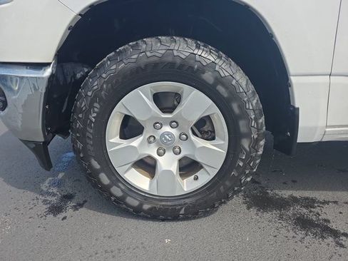 Used 2022 RAM 1500 Big Horn AWD/4WD image 7