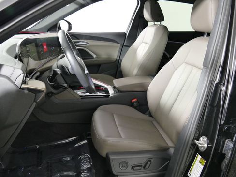 Used 2025 Audi Q5 Premium w/ Convenience Package AWD/4WD image 10