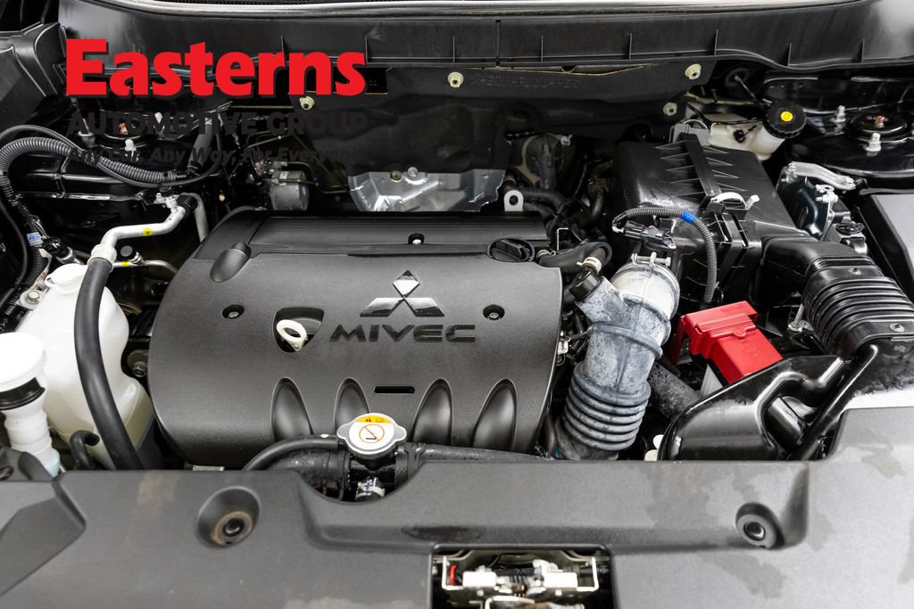 Used 2025 Mitsubishi Outlander Sport LE AWD/4WD image 8
