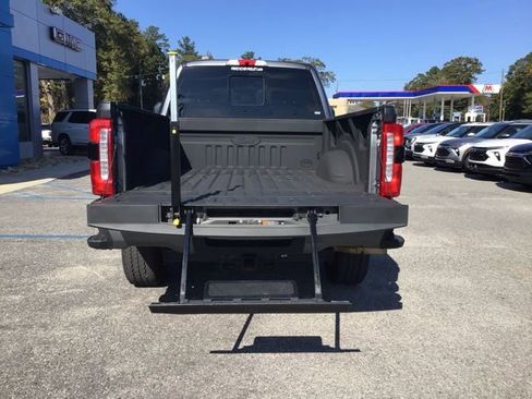 Used 2024 Ford F350 Lariat w/ Sport Appearance Package image 6