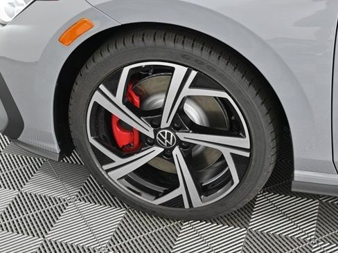 New 2025 Volkswagen GTI SE image 6