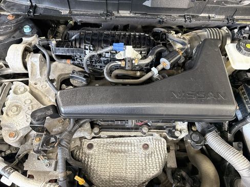 Used 2019 Nissan Rogue SL w/ Premium Package AWD/4WD image 39