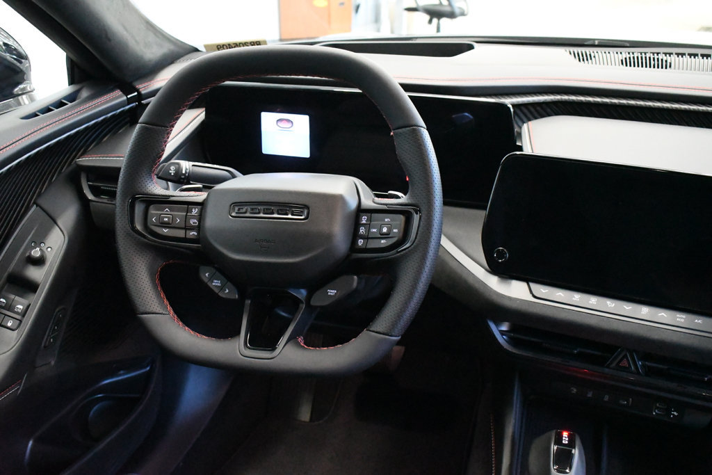 Used 2024 Dodge Charger Daytona Scat Pack w/ Plus Group AWD/4WD image 27