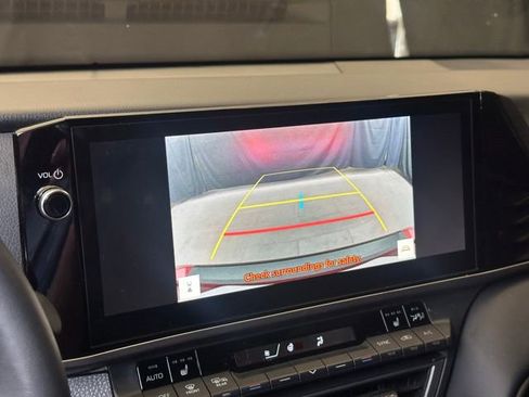 Used 2025 Toyota Camry XSE FWD image 27