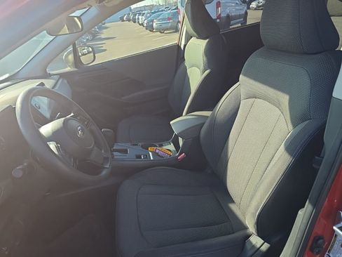 Used 2024 Subaru Crosstrek 2.0i Premium image 5