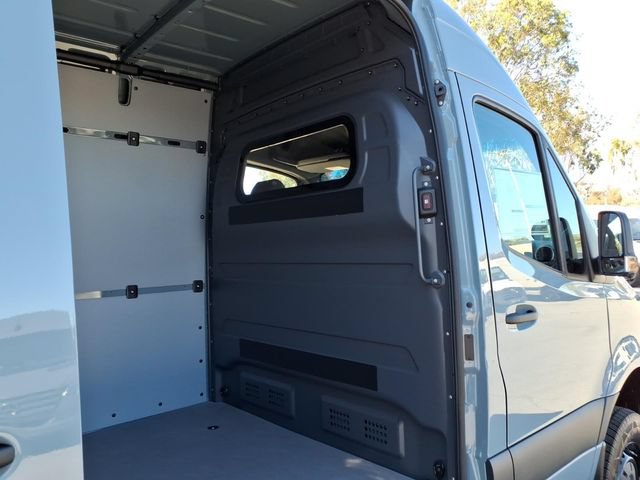 New 2026 Mercedes-Benz Sprinter 2500 image 24