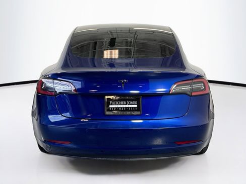 Used 2020 Tesla Model 3 Standard Range image 10
