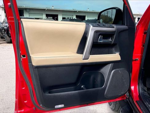 Used 2023 Toyota 4Runner SR5 image 20