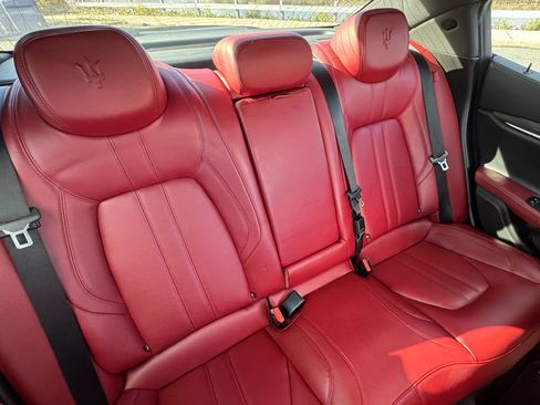 Used 2017 Maserati Ghibli S Q4 image 24