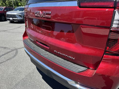 New 2026 GMC Yukon Elevation AWD/4WD image 6