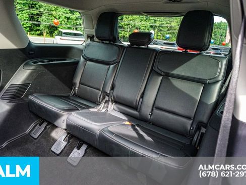 Used 2025 Ford Expedition Platinum AWD/4WD image 22